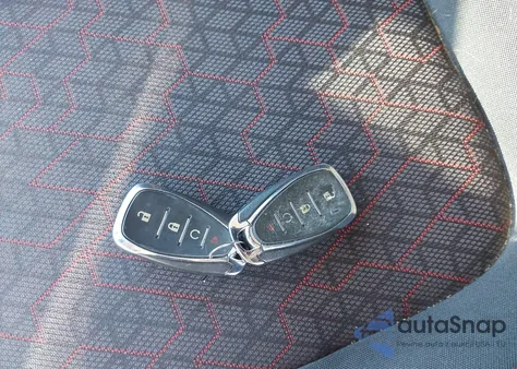 2017 Chevrolet Sonic Lt Auto из США, поврежденный, VIN 1G1JD6SG2H4153160